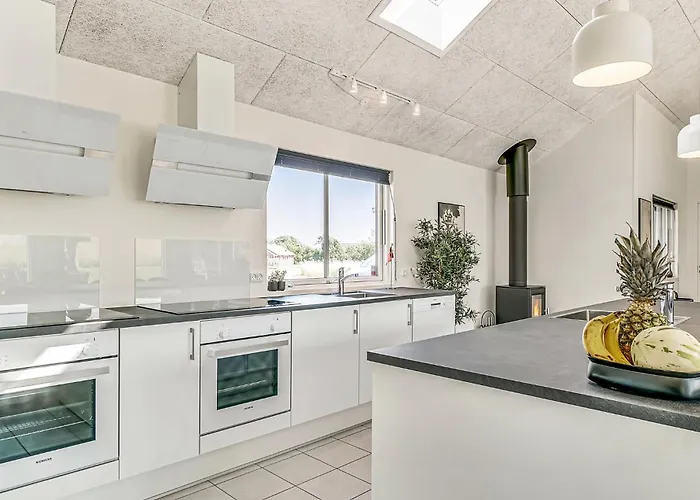 Awesome In With Sauna Сasa de vacaciones *