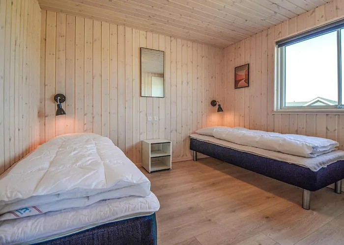 Дом отдыха Awesome In With Sauna