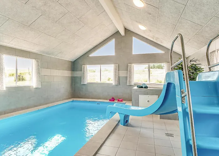 Awesome In With Sauna Грена